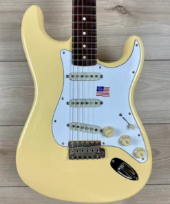 Fender Yngwie Malmsteen Stratocaster Scalloped Rosewood Fingerboard, Vintage Biały